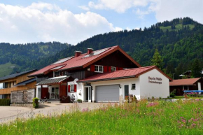 Отель Haus im Wäldle  Бальдершванг